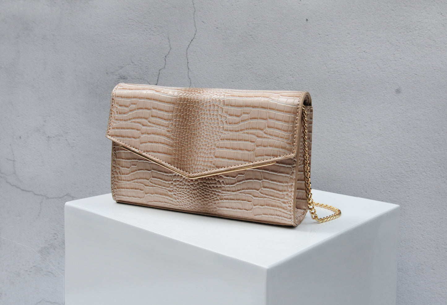 Croc Patent Clutch